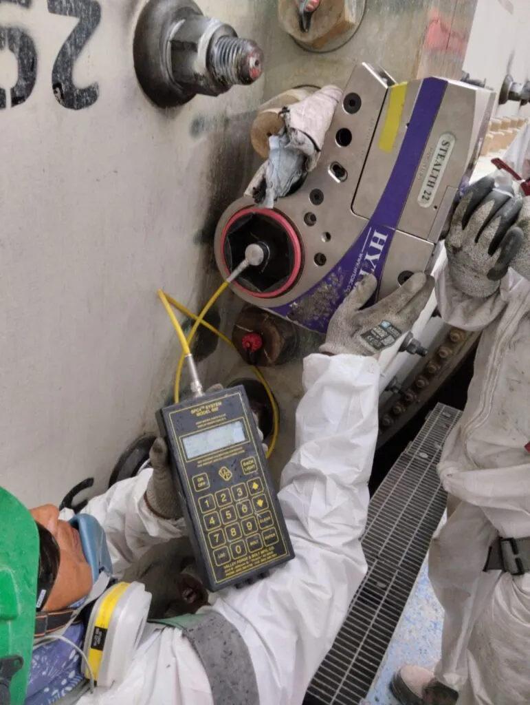 Servicio de elongación de pernos – Quellaveco — imagen 3