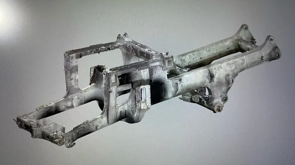 Escaneo laser, procesamiento de nube de puntos y modelado 3D de chasis — imagen 2