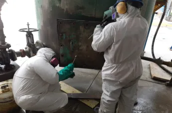 Preparación de Reactivos, Adición de Billas, Muestreo de Planta, Cambio de Mallas, Paneles y Embolsado de Concentrado de Au en Planta Concentradora Tintaya — imagen 1